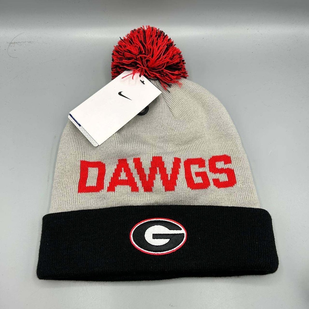 Nike Georgia Bulldogs NCAA Hat Men Gray Black Cuffed Beanie Pom Pom Cap New